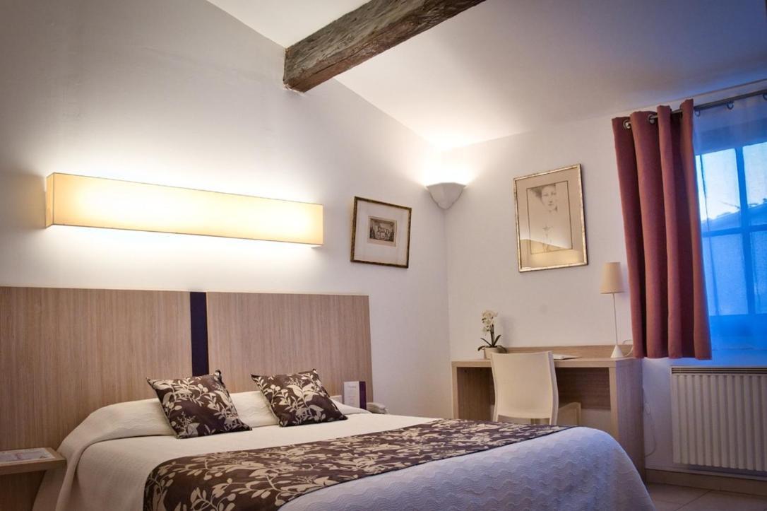 La Taverne Hotel 2*